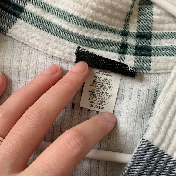 Plaid ribbed vintage button down - Picture 4 of 5